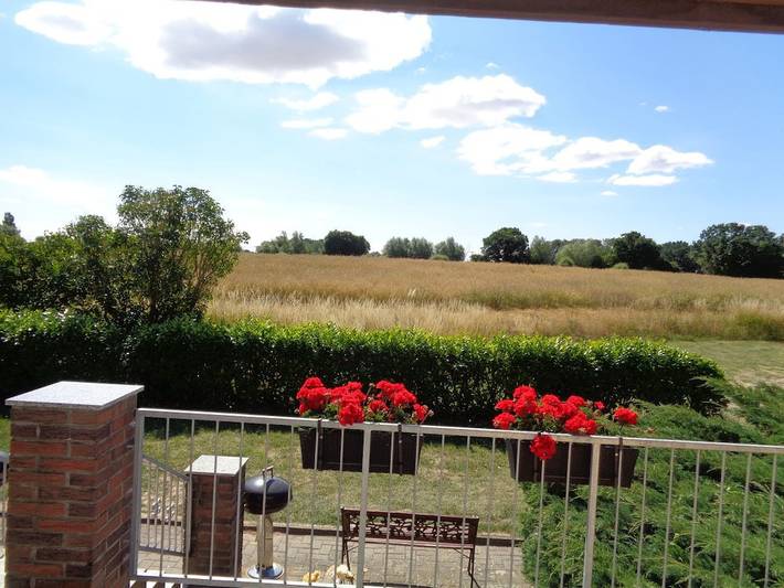 Gemütliche Ferienwohnung mit Terrasse, nur wenige Schritte von der Küste und den Restaurants in der Wohlenberger Wiek entfernt in Gramkow, Hohenkirchen