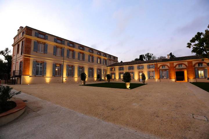 Hôtel pour 2 personnes, avec Terrasse et Jardin ainsi que Piscine et Sauna