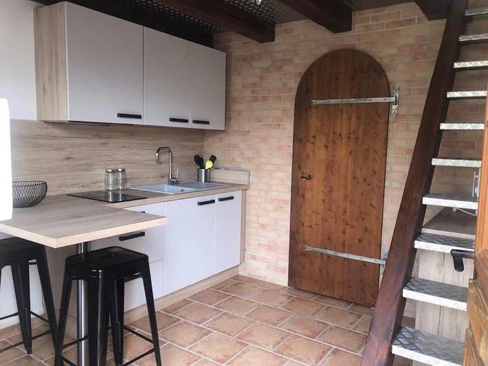 Gîte pour 2 personnes, avec terrasse et vue à Saint-Hilaire-de-Brethmas