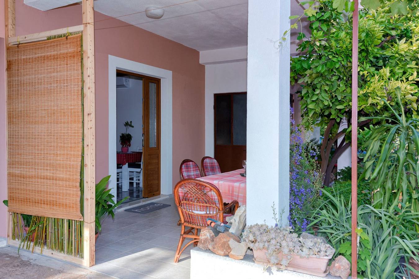 Apartamento vacacional entero, Apartment Sleeps 4 with Patio & Grill in Stari Grad, Hvar (isla)