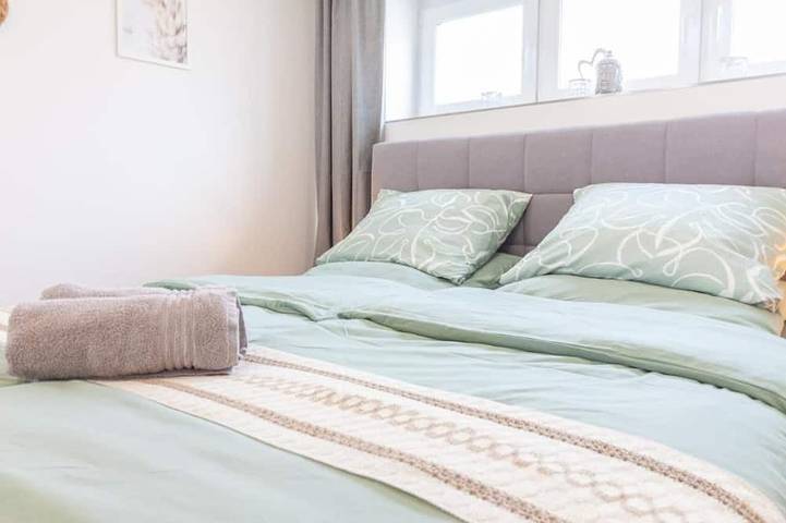Ganze Wohnung, Njoy! Relax Apartment | Beuren Therme, Terrasse & Parkplatz in Beuren-Balzholz, Beuren