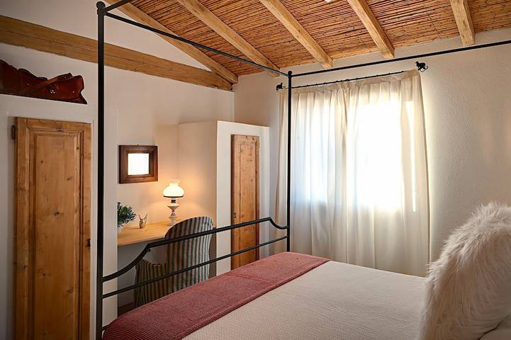 Gîte pour 2 personnes, avec Jardin dans Loculi