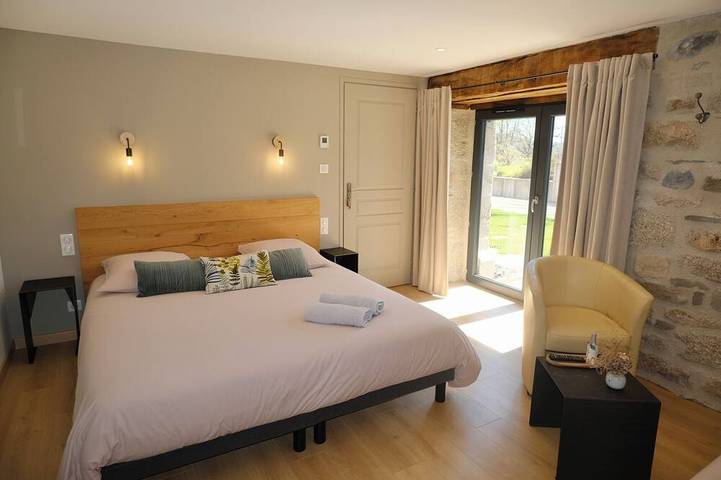 Gîte pour 6 personnes, avec jardin à Soulages-Bonneval - 4