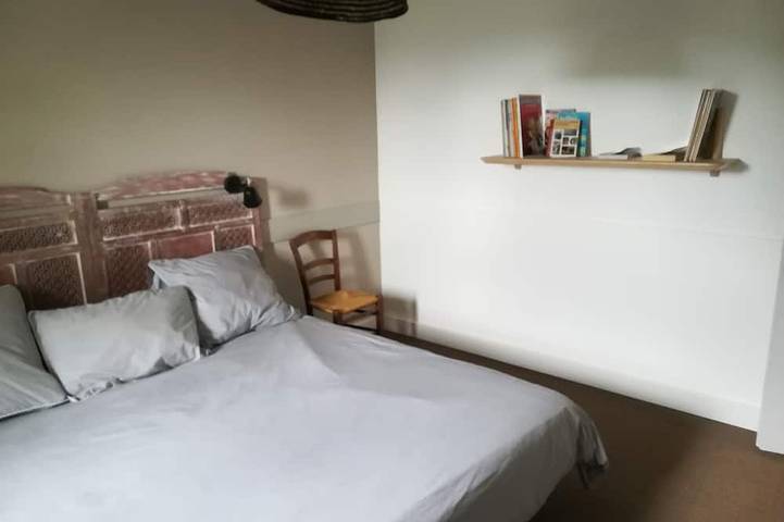 Apartamento entero, 😷👍 First floor of Maison Roches Rousses. 3 people. Private property and patio. Beautiful view. in Lans-en-Vercors, Parc naturel régional du Vercors