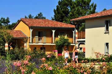 Gîte pour 4 personnes, avec balcon à Nérac