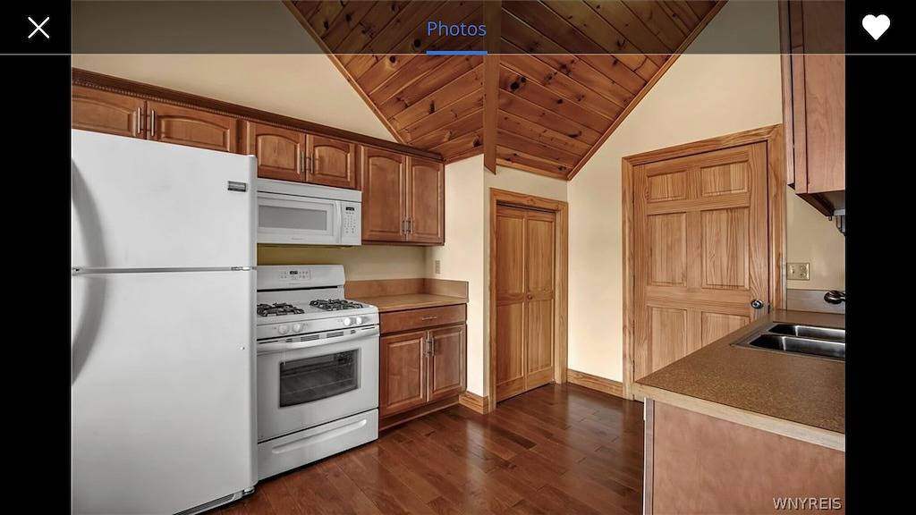 Gorgeous cottage on Silver Lake. Golfing, boating, hiking and more! in Wyoming County