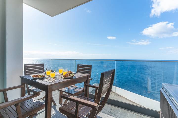 Casa de férias para 4 pessoas, com varanda e vista para o mar em Gaula