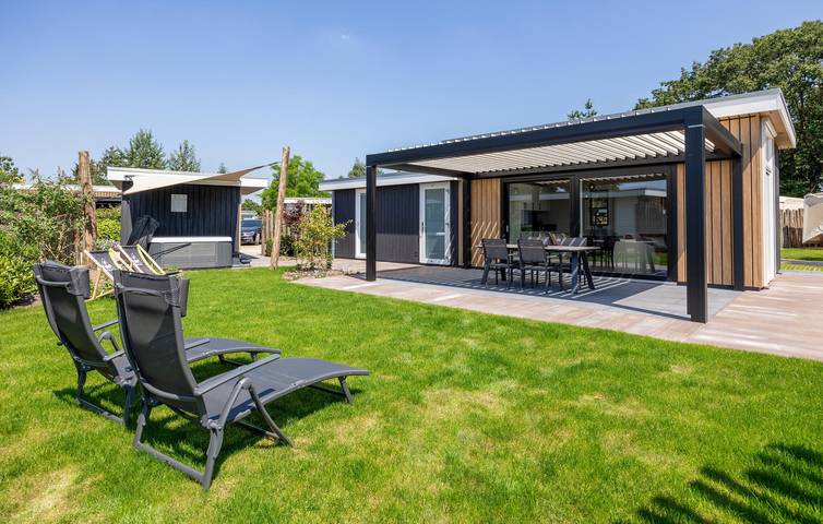 Ferienhaus für 4 Personen, mit Terrasse und Garten - 1