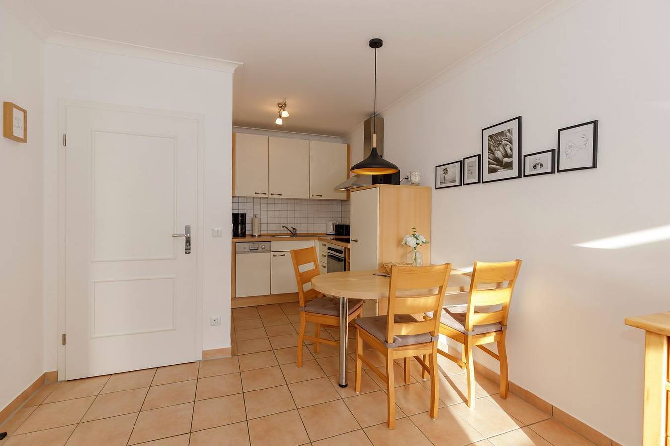 Apartamento entero, Ferienwohnung mit Südbalkon - 100 m zur Ostsee inkl. Nutzung vom Saunabereich! in Ostseebad Kühlungsborn, Kühlungsborn