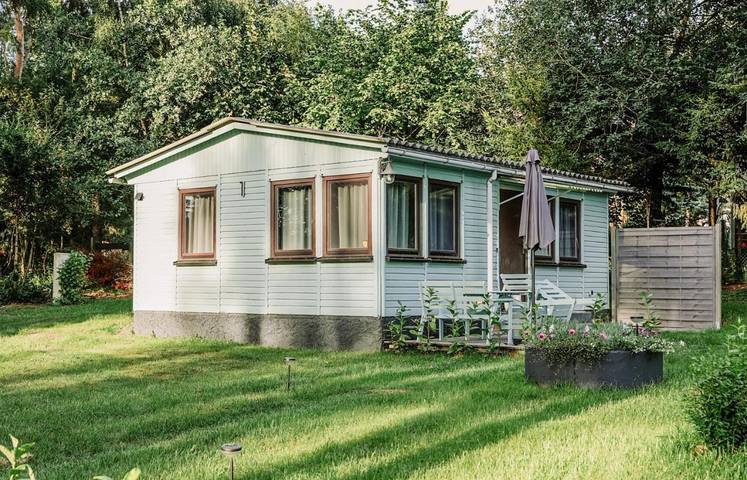Ferienhaus für 5 Personen, mit Terrasse und Whirlpool sowie Garten und Ausblick in Lütow