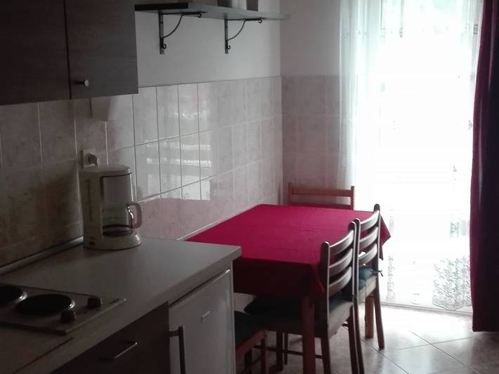 Ferienwohnung für 4 Personen, mit Balkon und Garten, mit Haustier in Barbat na Rabu