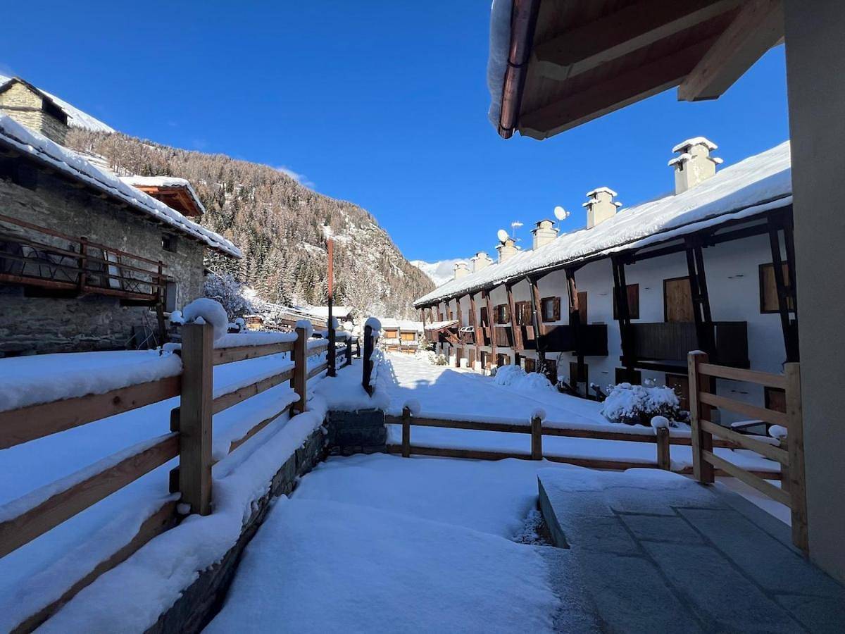 Appartement entier, Maison Ginclo' in Champoluc, Ayas