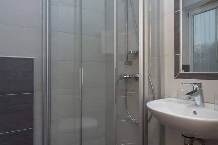 Ganze Wohnung, Gemütliche Wohnung für 4 Leute mit  W-Lan, Tv und Balkon in Velden am Wörther See, Villach-Land