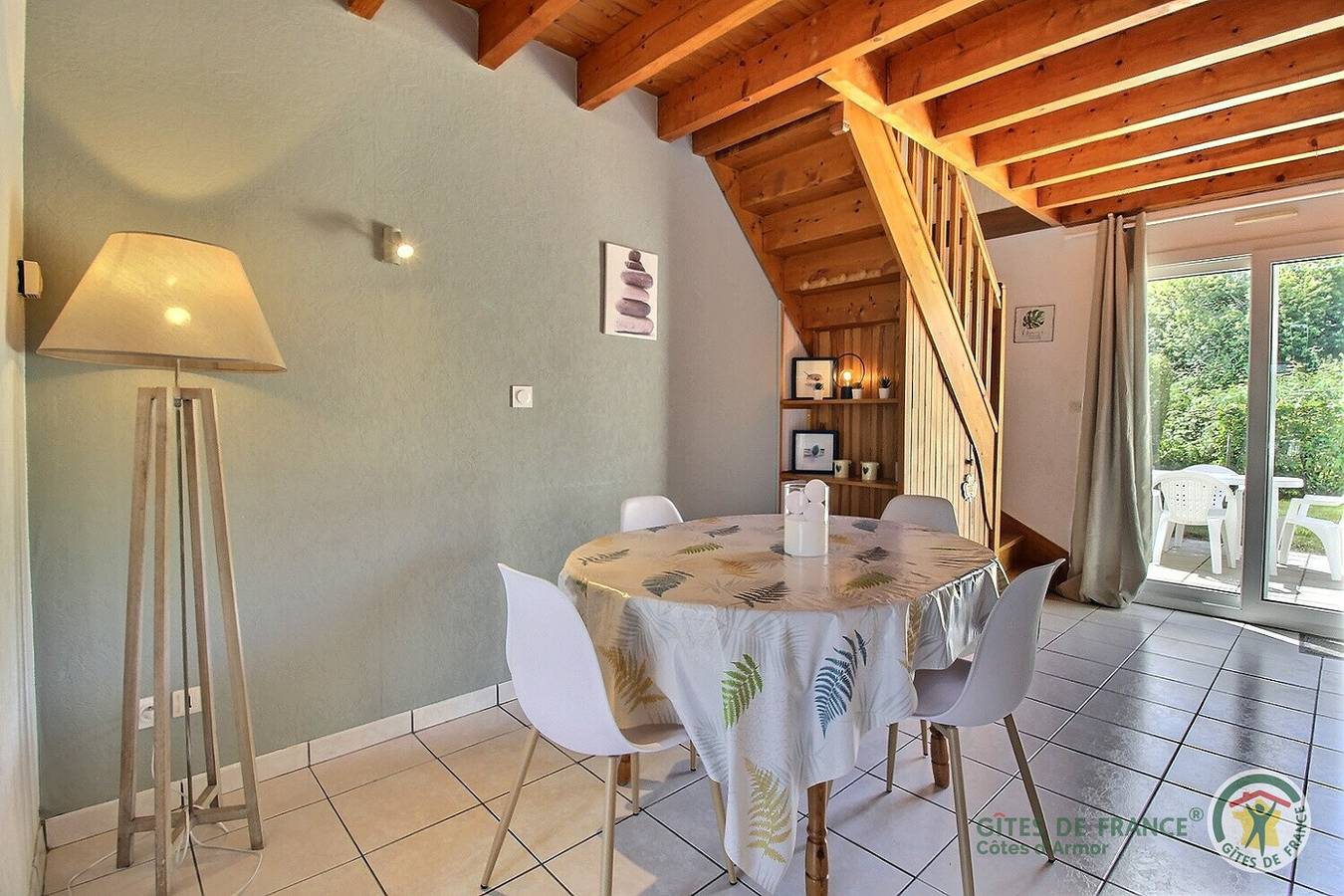 Les Hortensias in Saint-Quay-Perros, Côte de Granit Rose