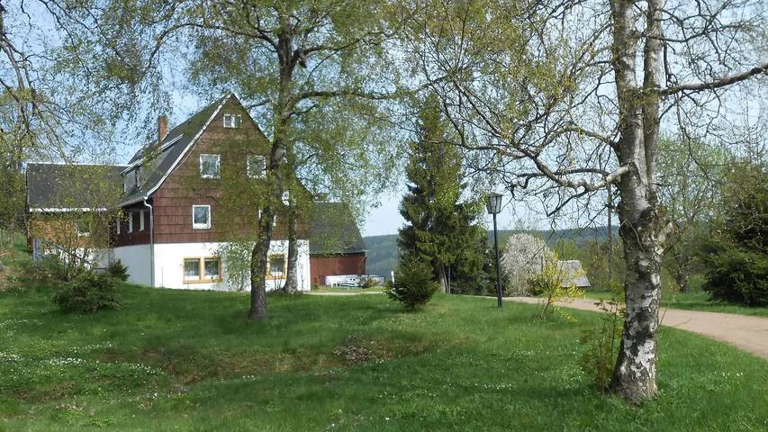 Ferienwohnung für 3 Personen, mit Sauna und Garten, mit Haustier