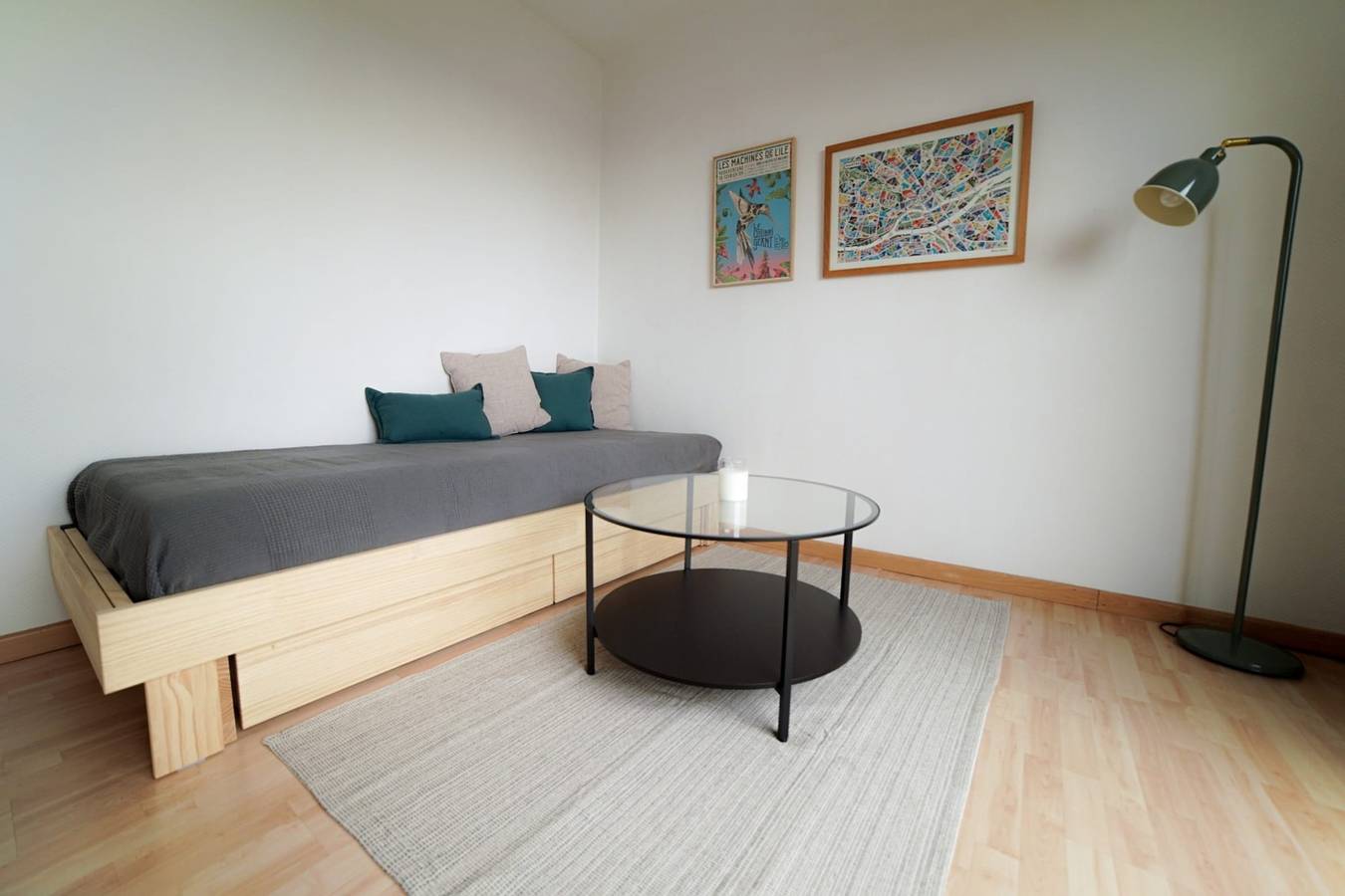 Entire studio, Studio with balcony and view of Nantes in Nantes, Nantes region