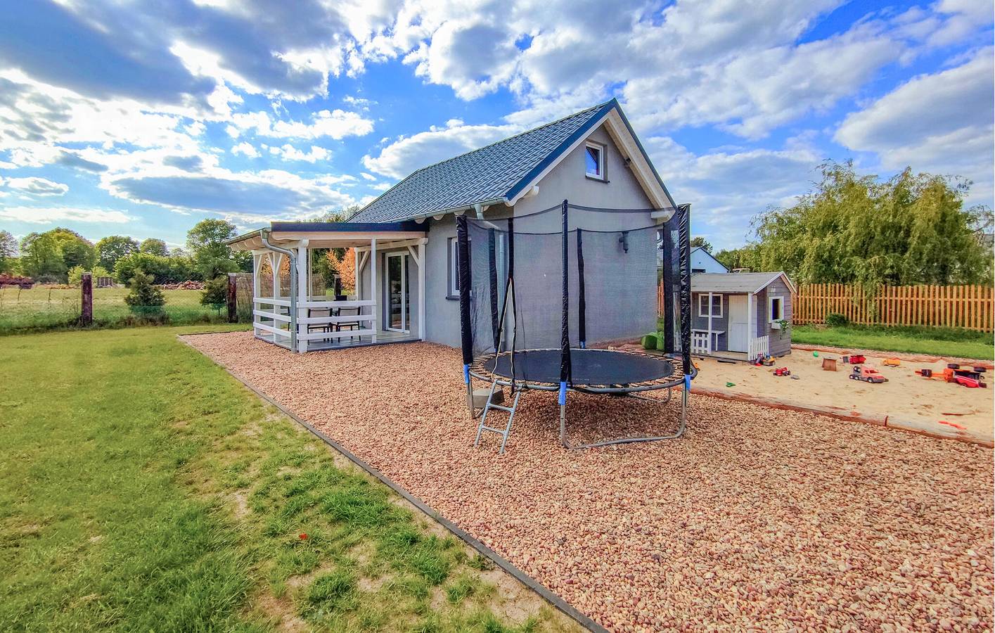 Ferienhaus für 6 Personen mit Terrasse in Lebus (Polen)