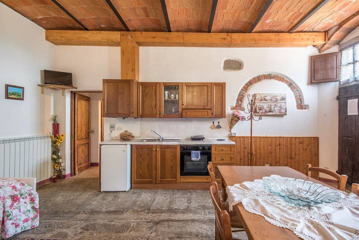 Appartamento "Bilocale Vermiglio" con piscina condivisa e Wi-Fi in Castiglion Fibocchi, Valdarno