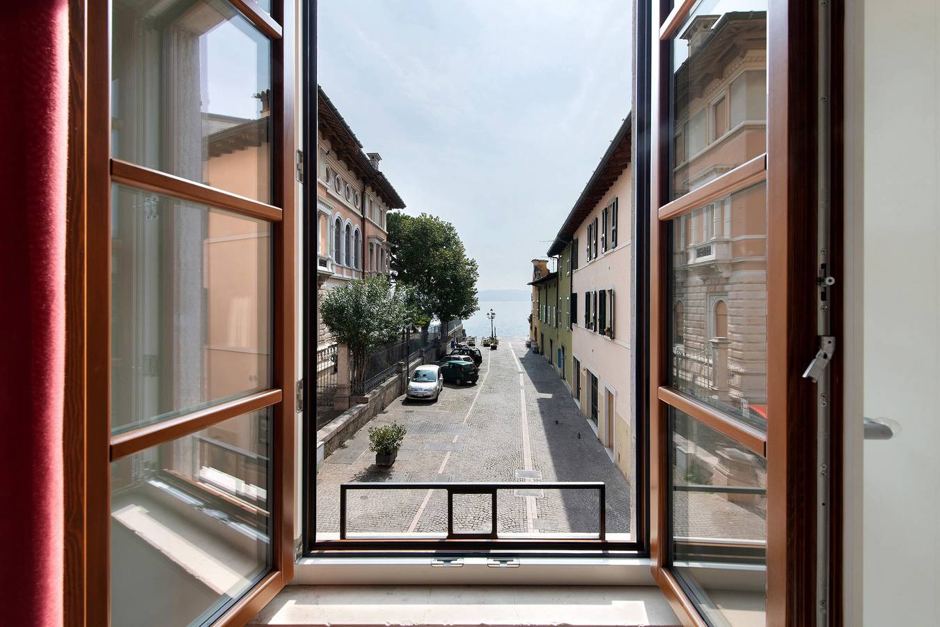 Appartamento intero, Appartamento “Gemhouse Rubino ” vista lago, wi-fi e aria condizionata in Gargnano, Prealpi Gardesane