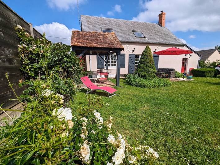 Gîte pour 6 personnes, avec Terrasse et Jardin à Montierchaume