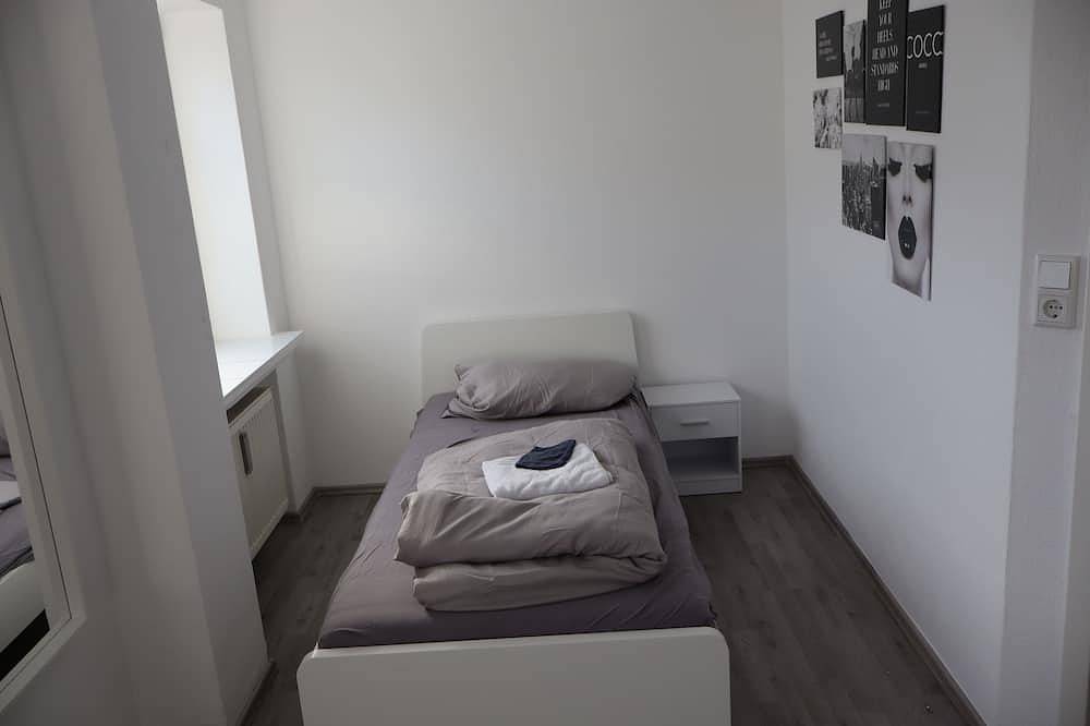 Ganze Wohnung, Bridge Eg Whg, 2x Terrasse, Grill,küche,w-lan,wachmaschine,trockner, in Lippstadt, Nordrhein-Westfalen