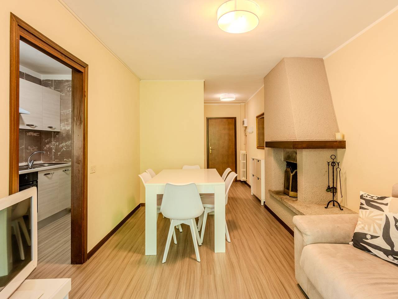 Ganze Wohnung, Angolo di sole in Pinzolo, Giustino