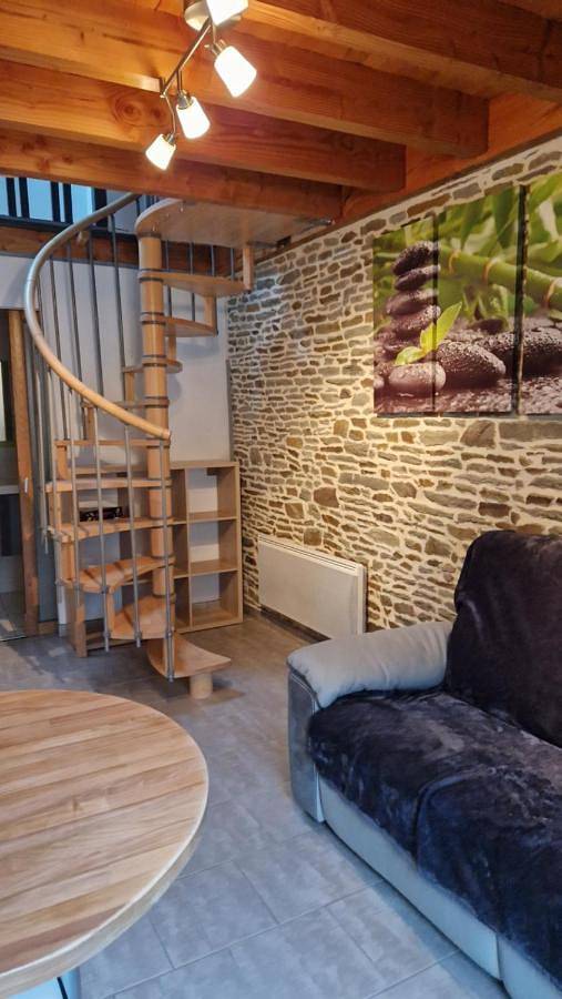 Location de vacances pour 2 personnes, avec Balcon à Beauvoir