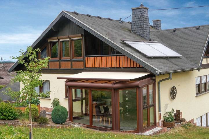 Pension für 3 Personen, mit Balkon und Garten in der Eifel