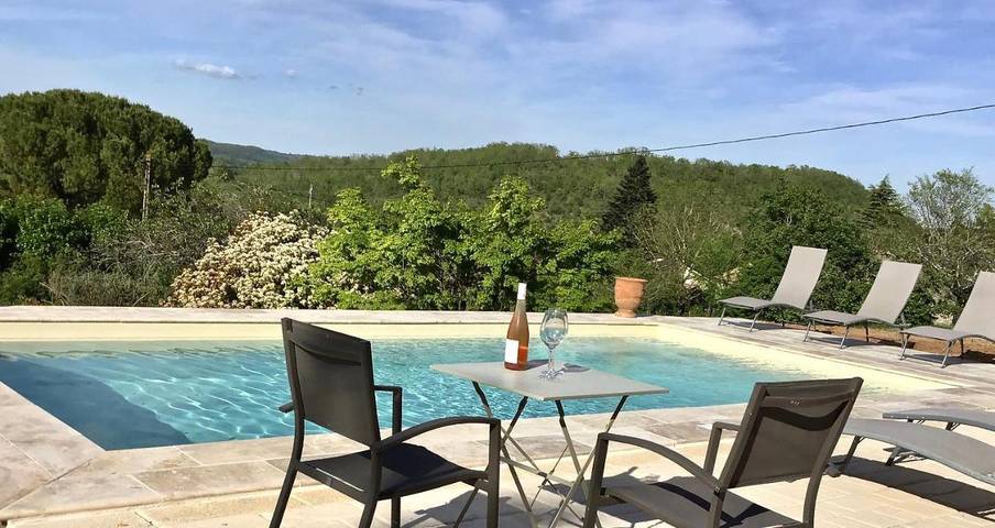 Location de vacances pour 6 personnes, avec piscine ainsi que terrasse et vue à Montayral - 3