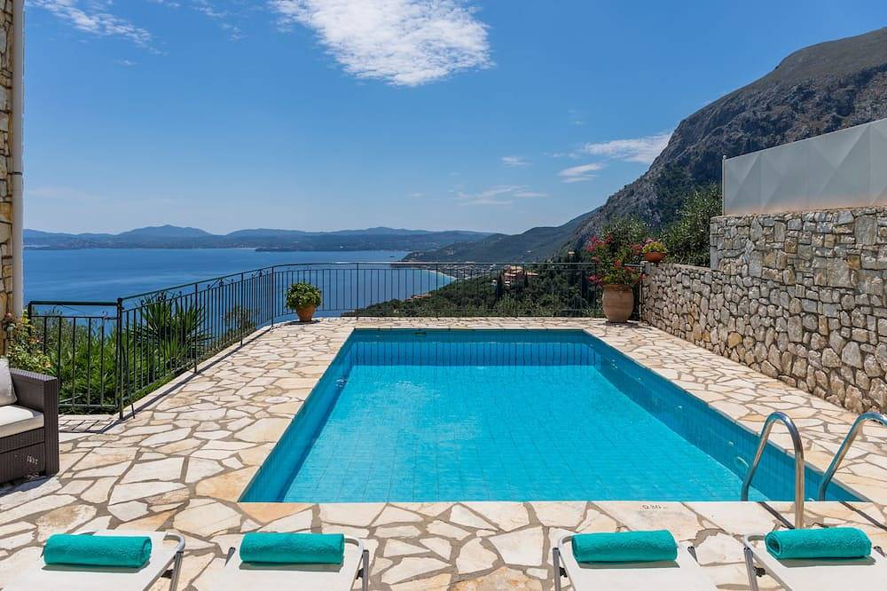 Casa vacanza a Corfù a partire da 289€ a notte
