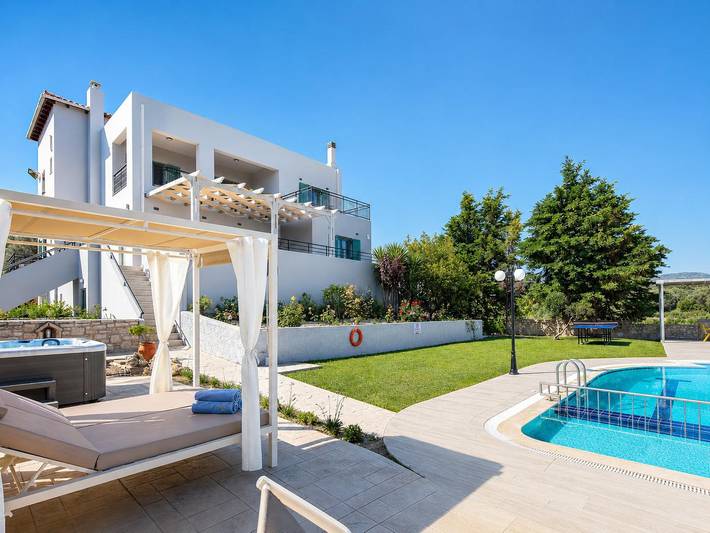 Villa per 9 persone, con piscina per bambini e giardino - 1