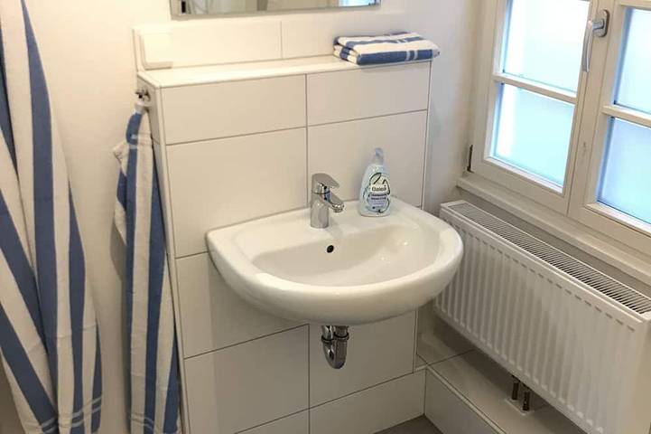 Ganze Wohnung, 2 Zi.-Apartment Iv \"Am Nonnenhaus\", in Uni-Nähe für 2-4 Personen in Tübingen, Neckar-Alb