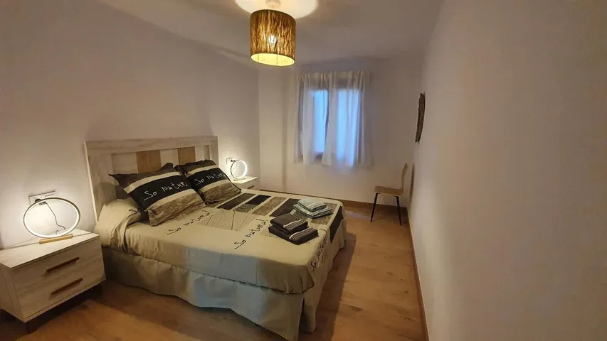 Apartamento de vacaciones para 6 personas, con terraza y piscina - 1