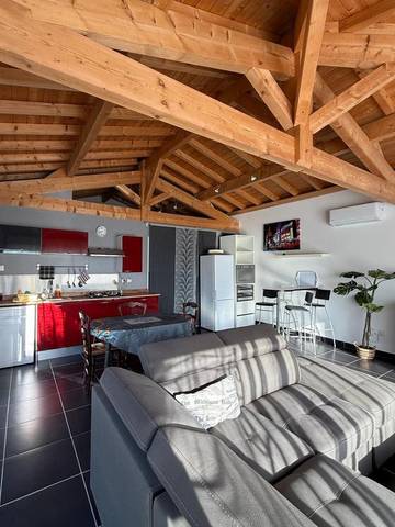 Gîte pour 2 personnes, avec vue et jardin ainsi que piscine et terrasse à Caumont (Gers)