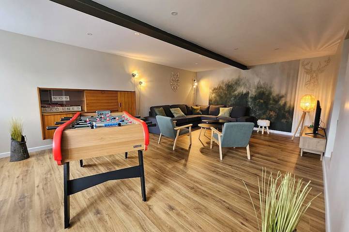 Location de vacances pour 8 personnes, avec Jardin à Mournans-Charbonny