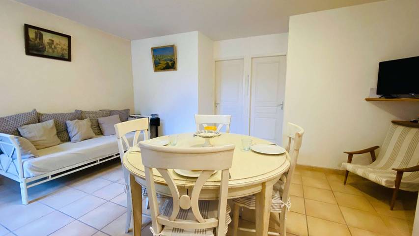 Appartement de vacances entier, Maison de pays au cœur de Saint Martin in Saint-Martin-de-Ré, Île de Ré