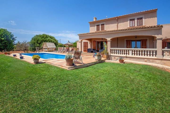 Finca für 8 Personen, mit Terrasse in Calonge (Mallorca)