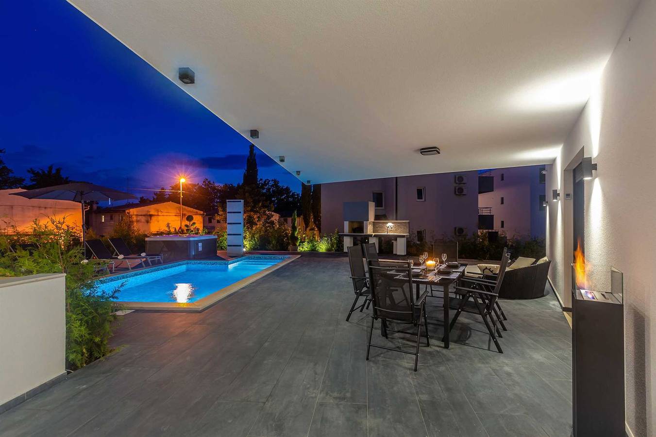 Ganze Wohnung, Luxusapartment Noa mit Pool und Whirlpool in Njivice, Krk