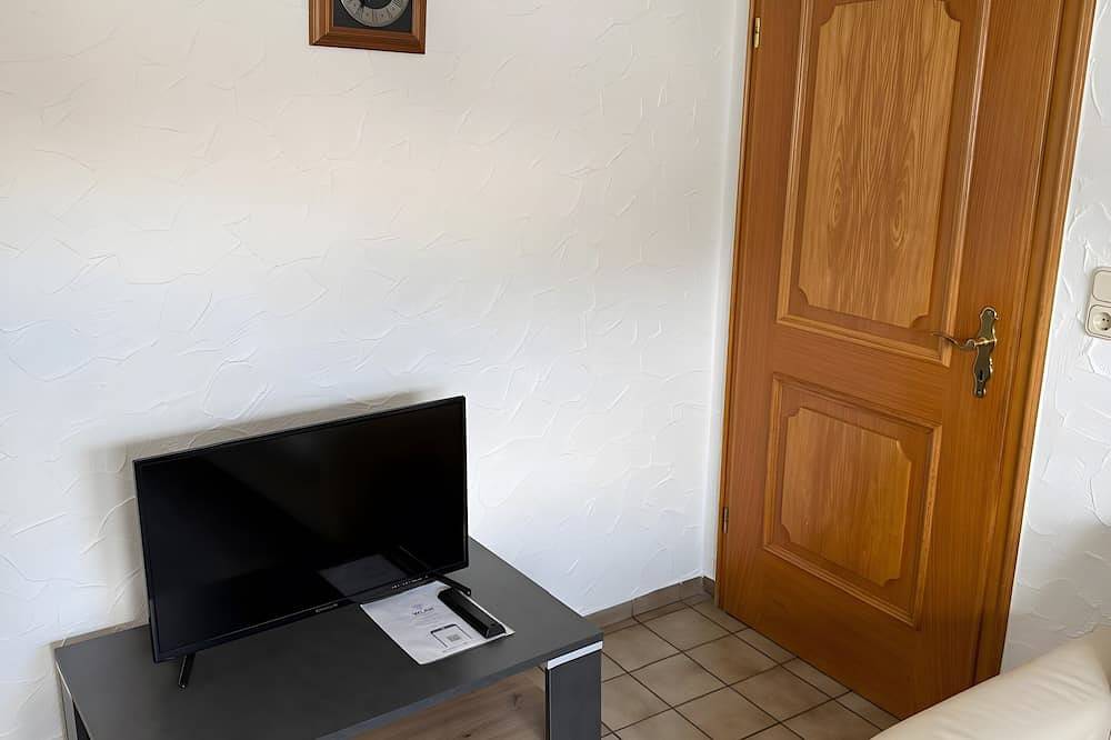 Ganze Wohnung, Apartment 'Monteure' mit gemeinsamer Terrasse und Wlan in Runkel, Landkreis Limburg-Weilburg
