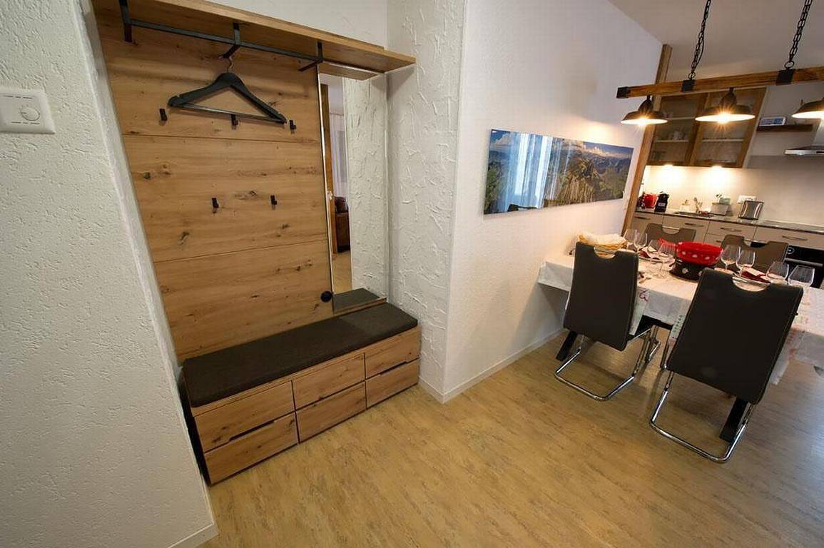 Apartamento vacacional entero, Apartamento de vacaciones para 2 personas con jardín in Selle (desambiguación), Schwyz