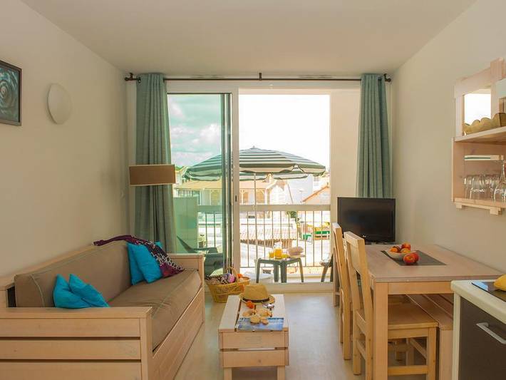 Camping pour 4 personnes, avec Balcon/Terrasse