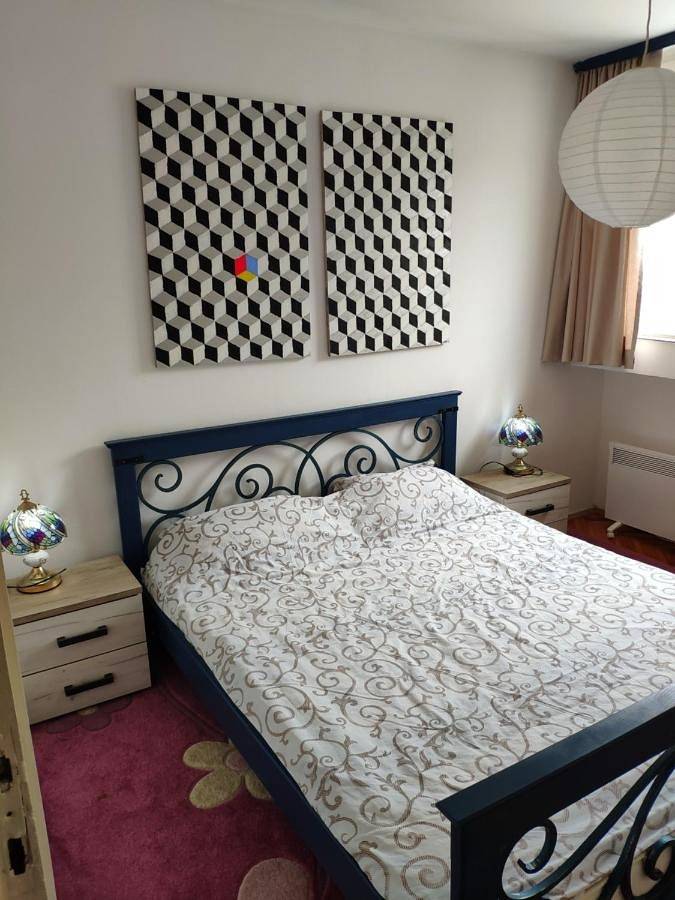 Gîte pour 4 personnes, avec vue et balcon dans Bar - 2