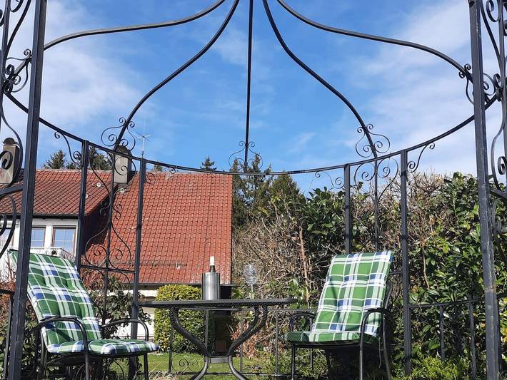 Ferienwohnung für 4 Personen, mit Seeblick und Terrasse sowie Garten in Wasserburg (Bodensee) - 2