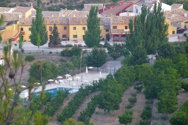 Gîte pour 3 personnes, avec piscine, animaux acceptés - 1