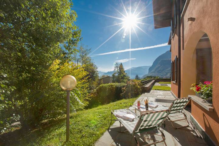 Ferienwohnung für 4 Personen, mit Balkon und Terrasse sowie Seeblick in Gemeinde Menaggio