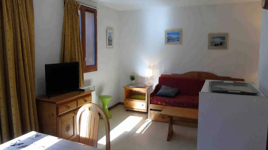 Chalet pour 7 personnes, avec balcon dans Valfréjus - 4
