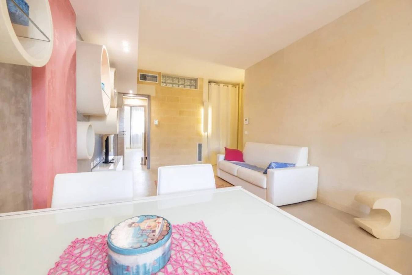 Appartamento intero, Appartamento 'Biancomare Otranto - 6' con Balcone, Wi-Fi e Aria Condizionata in Otranto, Otranto e dintorni