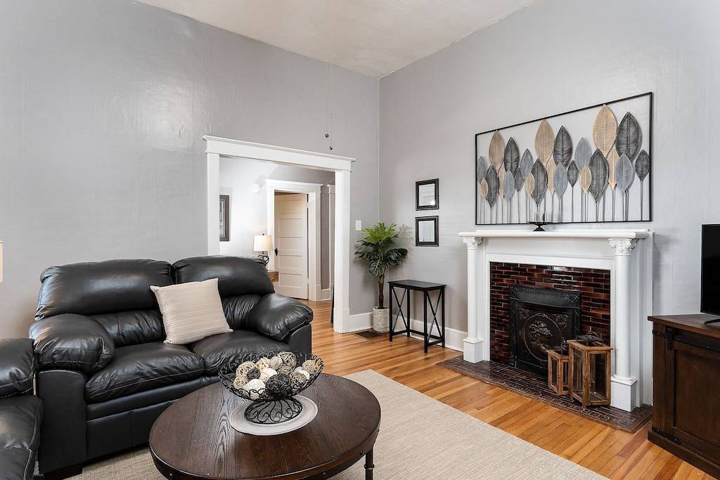 Charmeur der Jahrhundertwende! in Johnson City, Blue Ridge Mountains