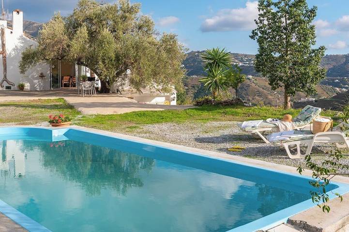 Villa for 8 people, with garden - 1