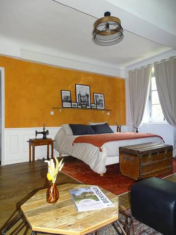 Cottage pour 2 personnes, avec jardin à Saint-Victurnien